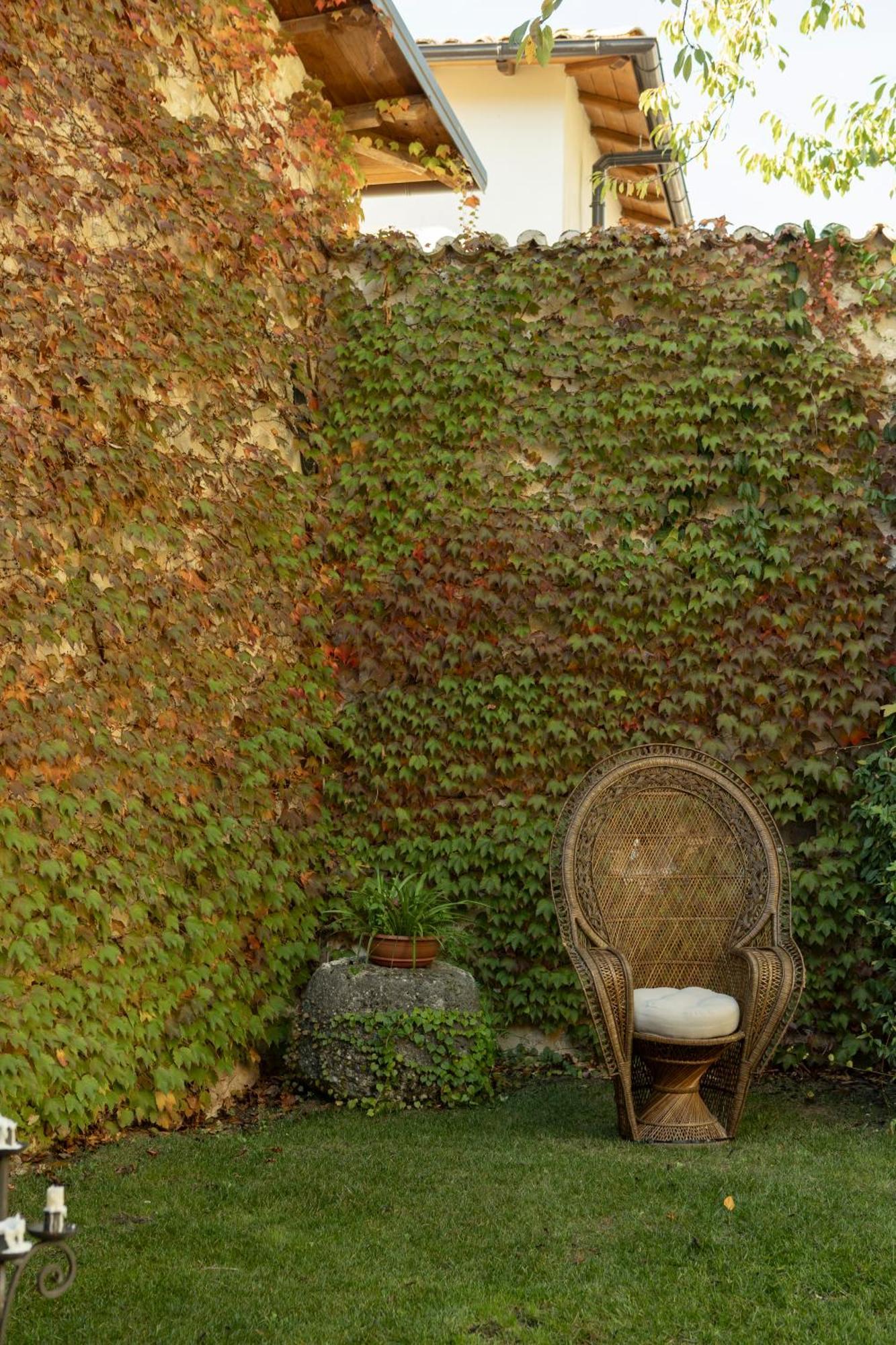 Palazzo Pirro Dimora Storica Acomodação com café da manhã Acciano Exterior foto